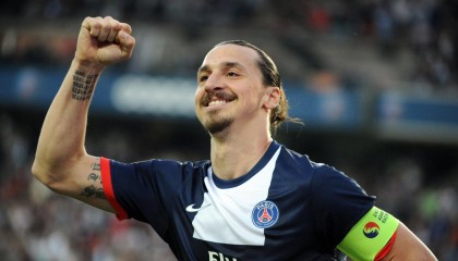 电竞投注平台-离谱三连击！皇家社会单刀变摆烂，东契奇复出掀翻掘金，国王连胜停不下来